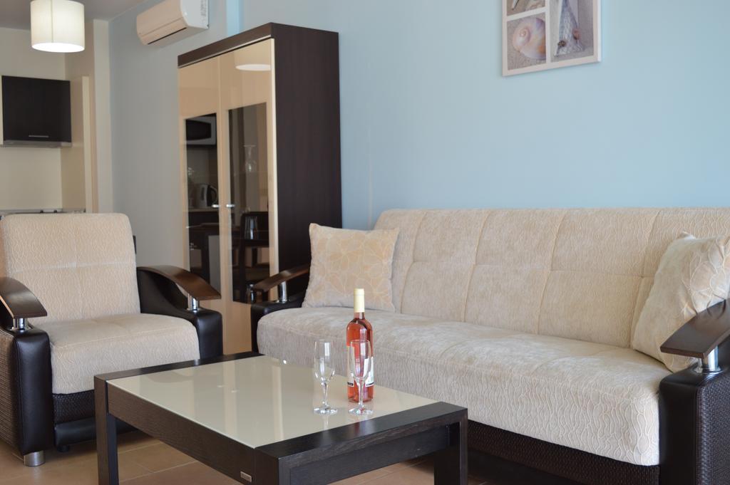 Black Sea Star Aparthotel โซโซโปล ภายนอก รูปภาพ