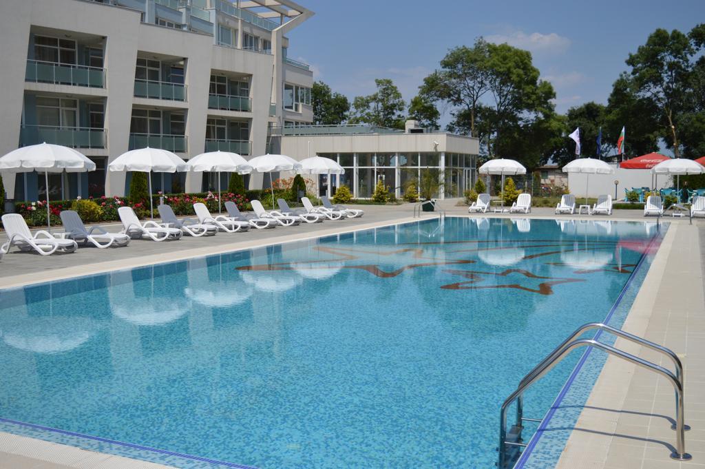 Black Sea Star Aparthotel โซโซโปล ภายนอก รูปภาพ