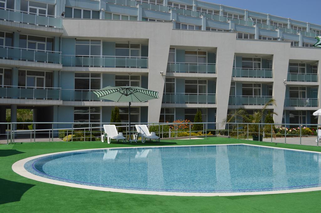Black Sea Star Aparthotel โซโซโปล ภายนอก รูปภาพ