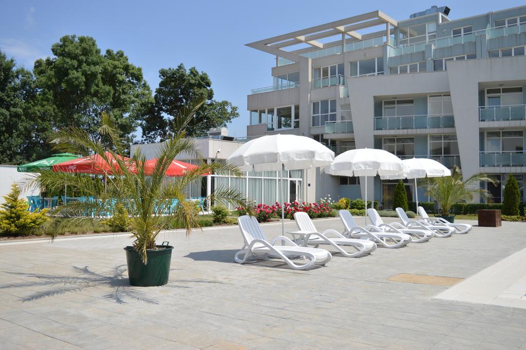 Black Sea Star Aparthotel โซโซโปล ภายนอก รูปภาพ