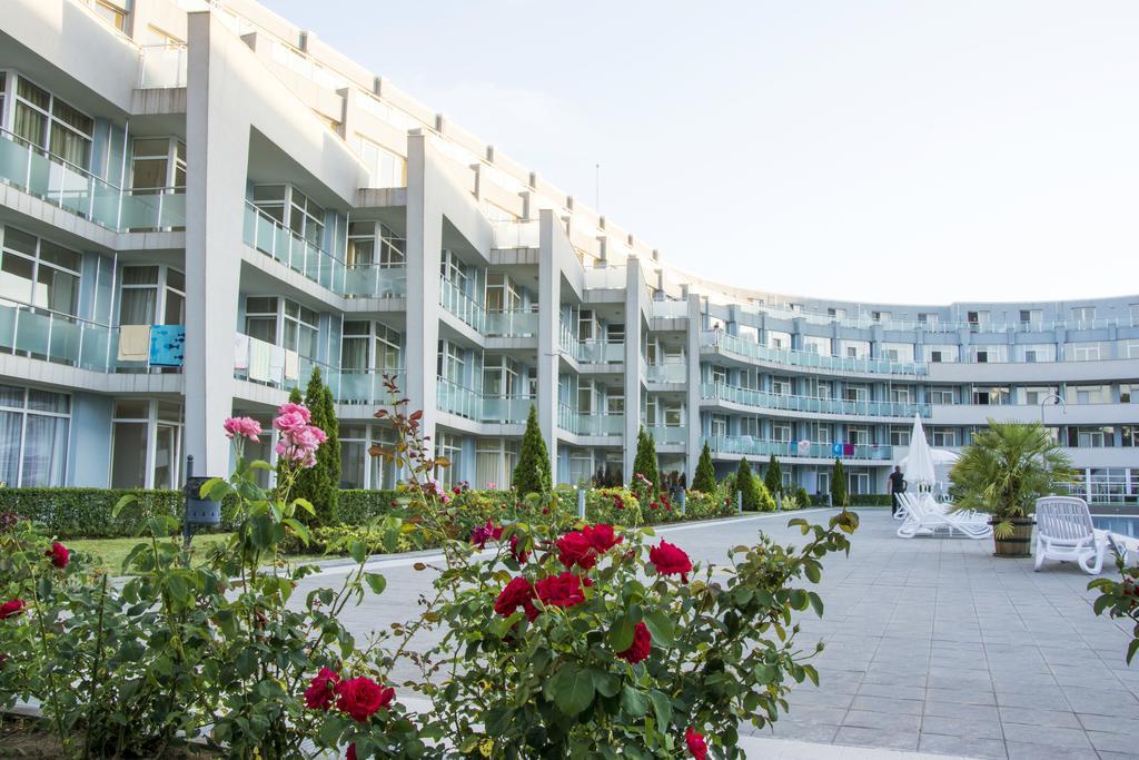 Black Sea Star Aparthotel โซโซโปล ภายนอก รูปภาพ