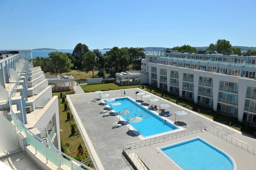 Black Sea Star Aparthotel โซโซโปล ภายนอก รูปภาพ